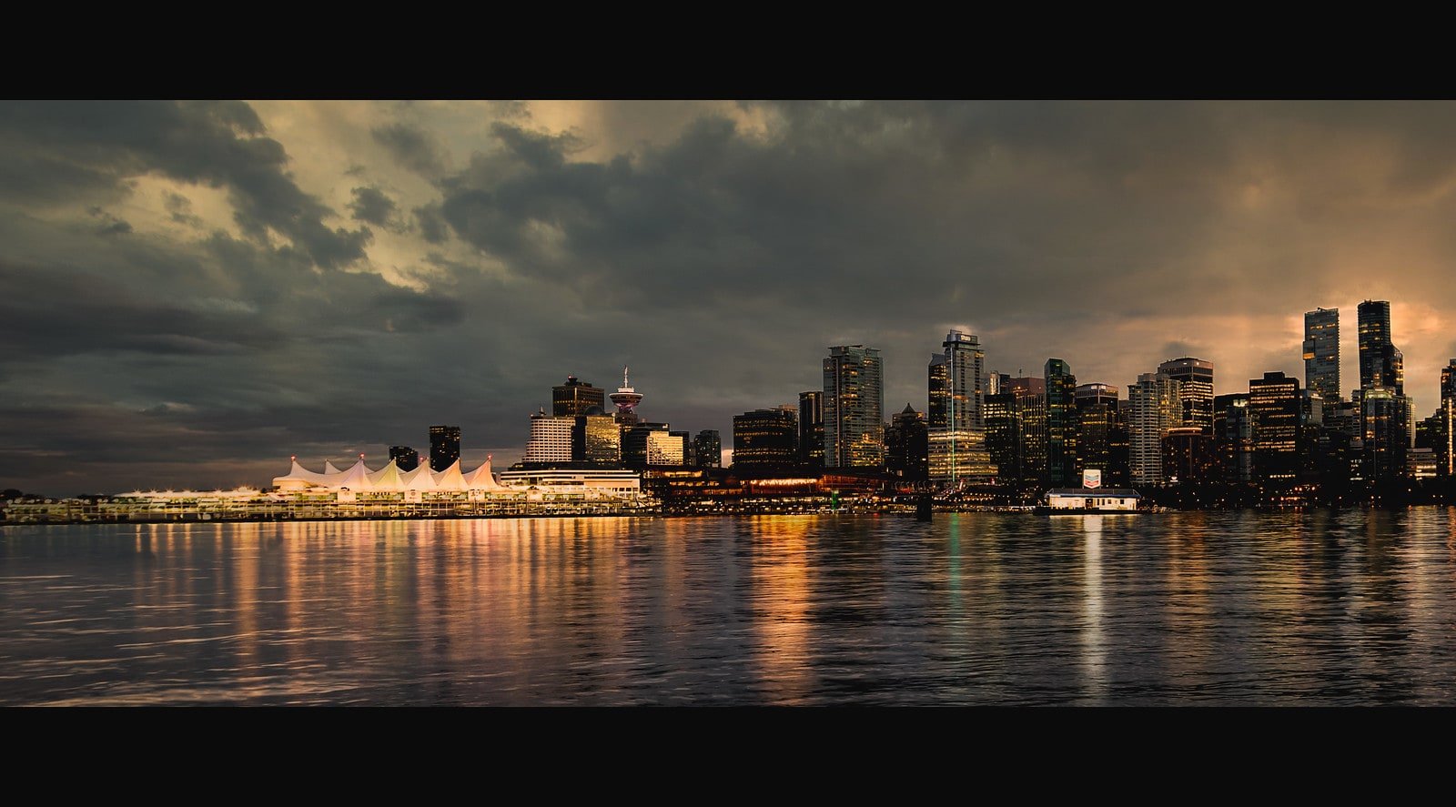 Ken Cheng Photography - View Of Canada Place And Downtown Vancouver