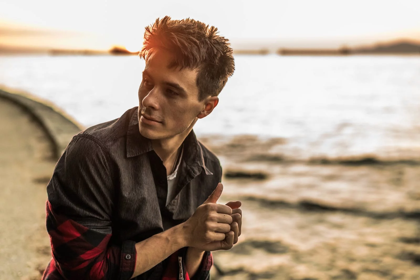 Ken Cheng Photography - Portrait of young man at the beach