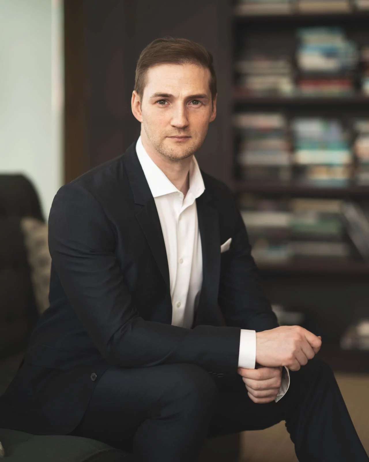 Ken Cheng Photography - Corporate style portrait