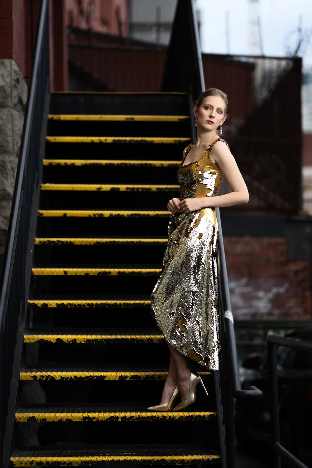 Ken Cheng Photography - Portrait of young woman on stairs
