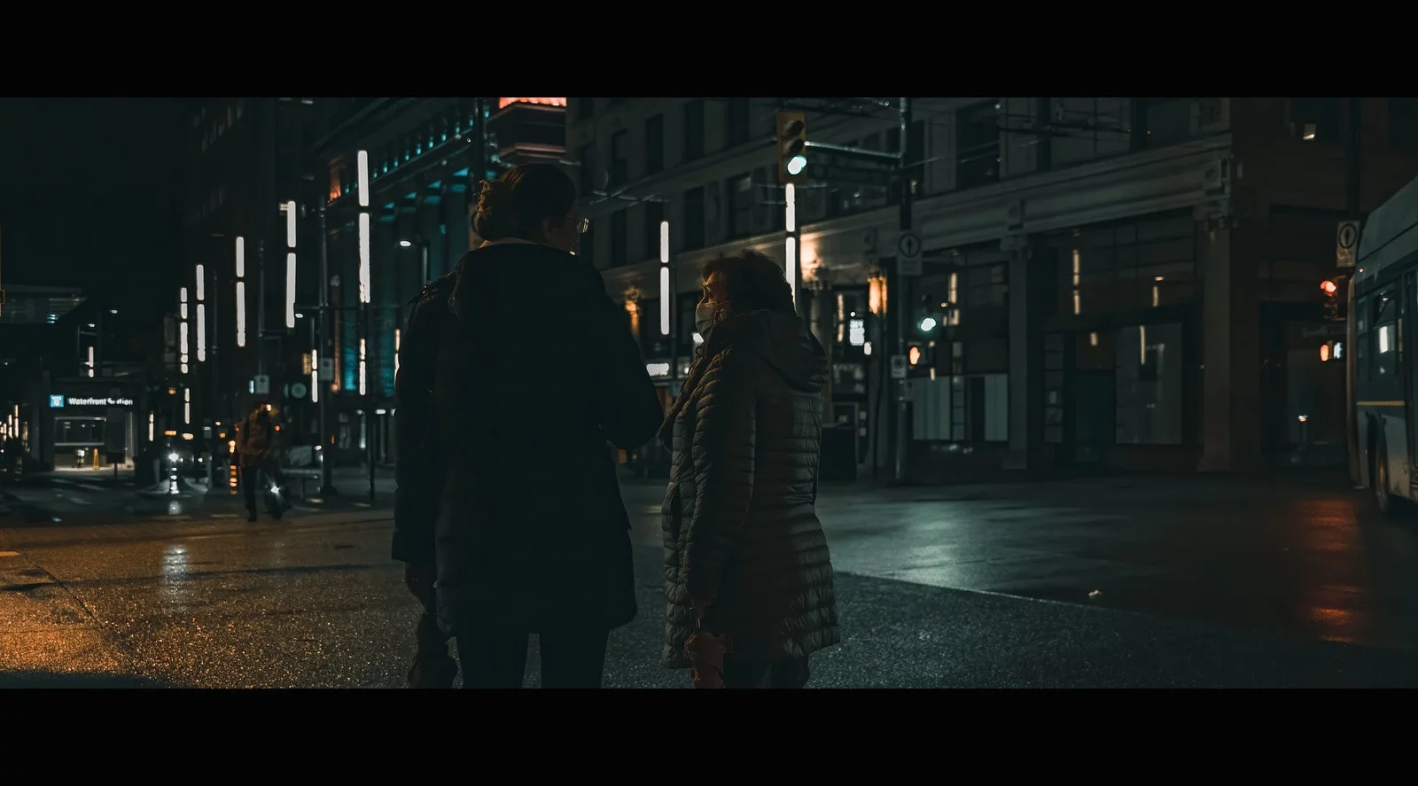 Ken Cheng Photography - Couple Strolling Downtown At Night